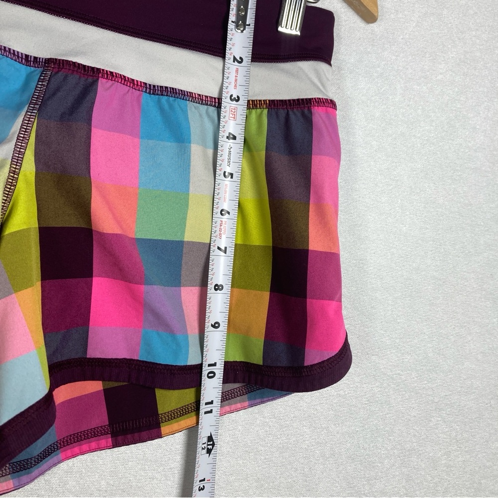Lululemon Women’s Groovy Run Shorts Plaid Multicolor Size M - Picture 13 of 15